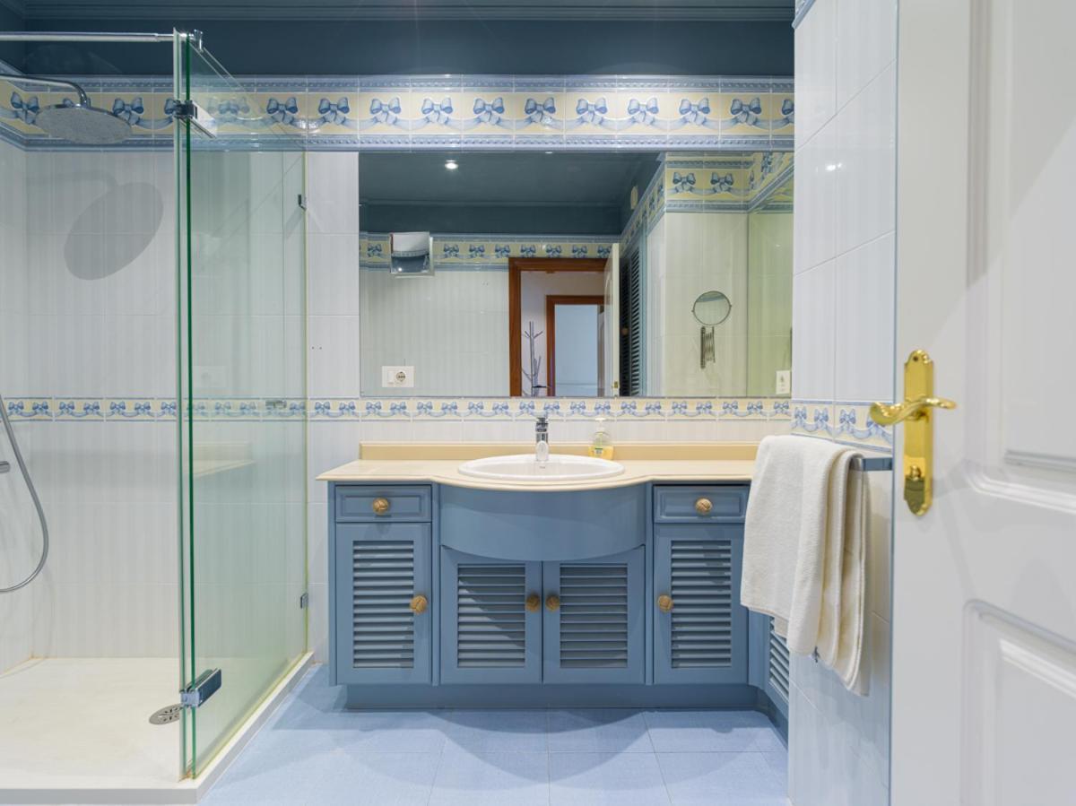 Luxury Bakus Canteras Beach Las Palmas de Gran Canaria Rom bilde